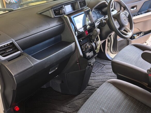 2021 Toyota Roomy I Рестайлинг, белый, 1500000 рублей - вид 2