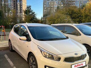 2018 Kia Ceed II Рестайлинг, белый, 1680000 рублей, вид 3