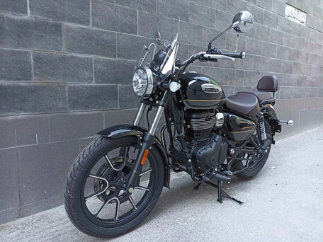 2026 Royal Enfield Meteor, чёрный, 528000 рублей, вид 5