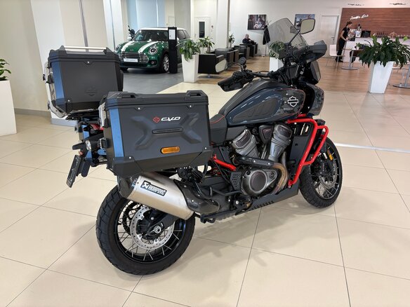 2025 Harley-Davidson CVO Pan America, серый, 3290000 рублей - вид 1