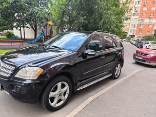 2008 Mercedes-Benz M-Класс 350 II (W164), чёрный, 947000 рублей, вид 2