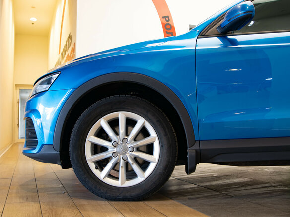2015 Audi Q3 I (8U) Рестайлинг, голубой, 2125000 рублей - вид 31