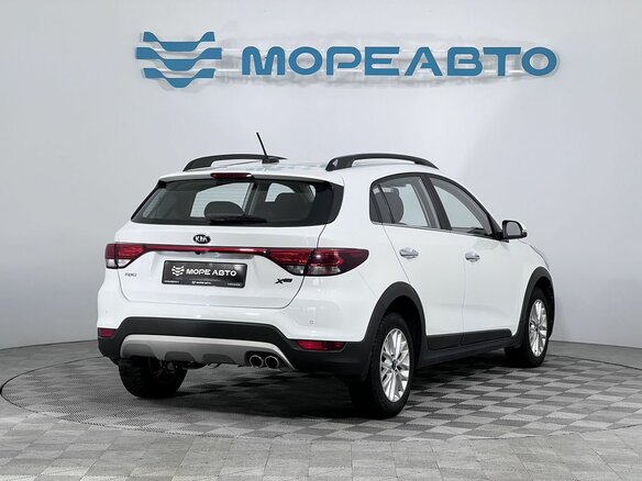 2018 Kia Rio X-Line IV, белый, 1550000 рублей - вид 4