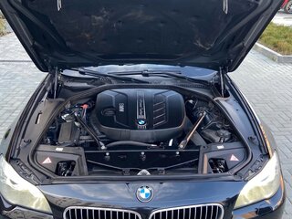 2013 BMW 5 серии 525d xDrive VI (F10/F11/F07), чёрный, 1899999 рублей, вид 5