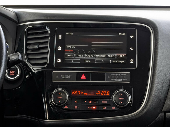 2019 Mitsubishi Outlander III Рестайлинг 3, чёрный, 1870000 рублей - вид 16