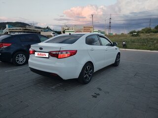 2012 Kia Rio III, белый, 465000 рублей, вид 4