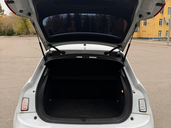 2013 Audi A1 I (8X), белый, 1150000 рублей - вид 7