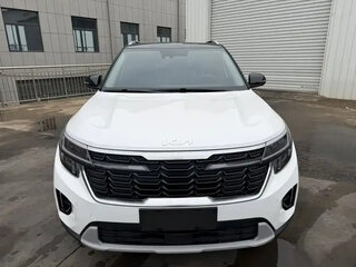 2023 Kia Seltos I Рестайлинг, белый, 1840000 рублей, вид 3