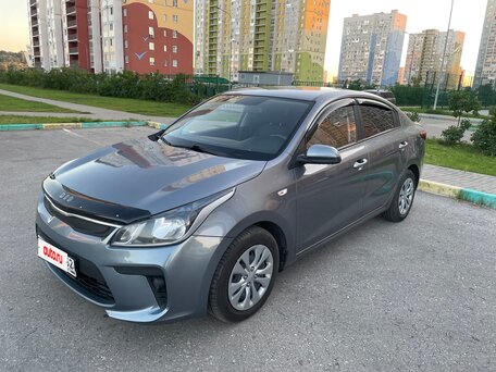 2020 Kia Rio IV, серый, 1280000 рублей, вид 2