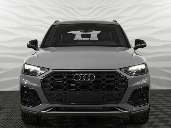 2025 Audi Q5 L 45 TFSI II (FY) Рестайлинг, серый, 6150000 рублей - вид 1