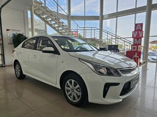 2019 Kia Rio IV, белый, 1369000 рублей, вид 5