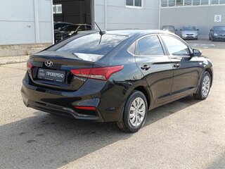 2018 Hyundai Solaris II, чёрный, 1149000 рублей, вид 5