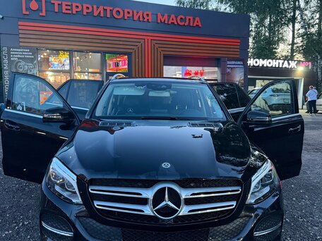 2017 Mercedes-Benz GLE 300 I (W166), чёрный, 4500000 рублей, вид 4