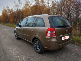 2013 Opel Zafira B Рестайлинг, бежевый, 890000 рублей, вид 5