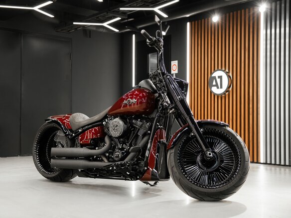 2023 Harley-Davidson Fat Boy, пурпурный, 6500000 рублей - вид 2