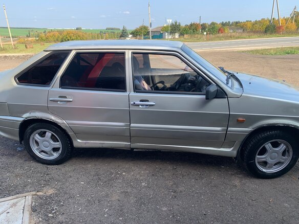 2005 Lada (ВАЗ) 2114, серебристый, 86000 рублей - вид 4