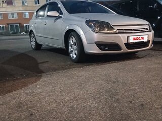 2005 Opel Astra H, серый, 390000 рублей, вид 4