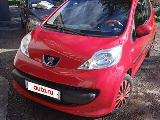 2008 Peugeot 107 I, красный, 340000 рублей, вид 1