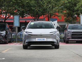 2026 Toyota bZ5 550, серебристый, 4181000 рублей, вид 2