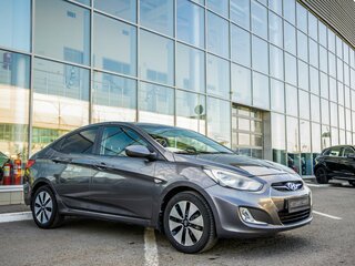 2011 Hyundai Solaris I, серый, 888000 рублей, вид 1