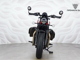 2024 Triumph Bonneville Bobber, красный, 1499000 рублей, вид 4