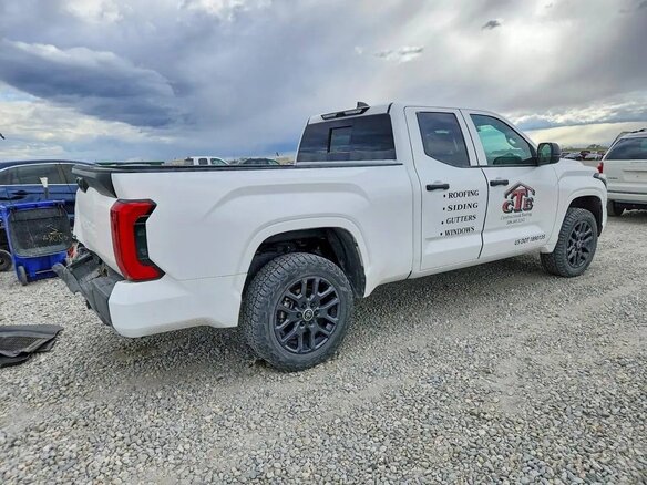 2024 Toyota Tundra Double Cab III, белый, 4450000 рублей - вид 1