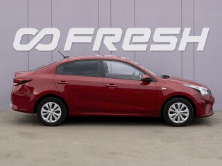 2020 Kia Rio IV Рестайлинг, красный, 1629000 рублей, вид 5