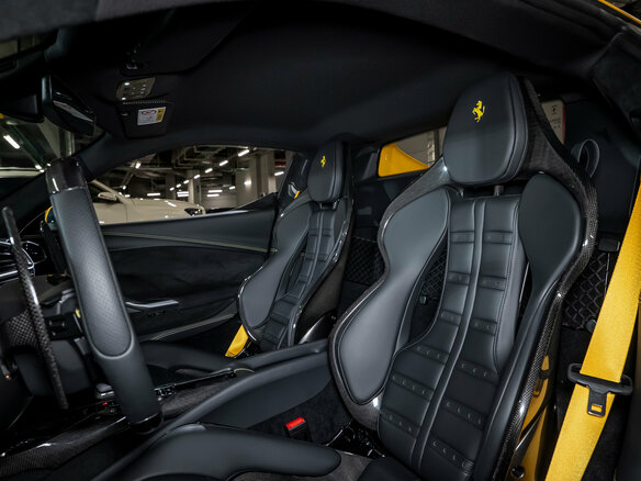2024 Ferrari 296 GTB, жёлтый, 38000000 рублей - вид 29