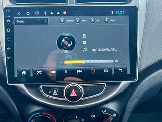 2013 Hyundai Solaris I, серебристый, 820000 рублей, вид 5
