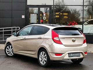 2012 Hyundai Solaris I, бежевый, 1239000 рублей, вид 2