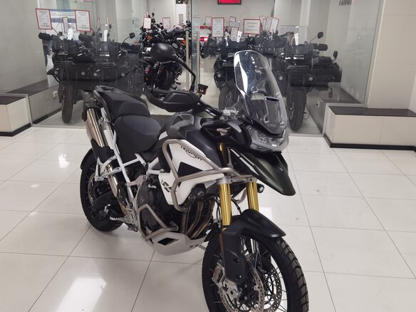 2023 Triumph Tiger 1200, зелёный, 1950000 рублей - вид 7