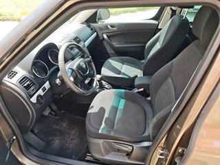 2011 Skoda Yeti I, коричневый, 600000 рублей, вид 5