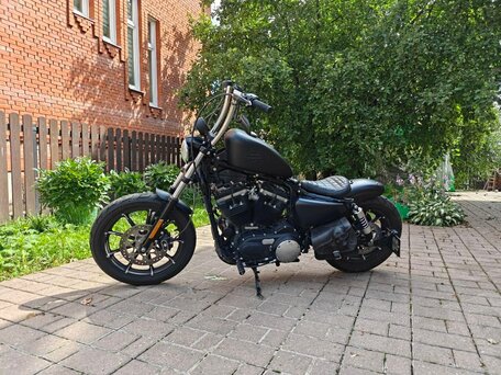 2022 Harley-Davidson Sportster 883, чёрный, 800000 рублей, вид 5