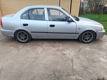 2007 Hyundai Accent ТагАЗ II, серебристый, 370000 рублей, вид 4