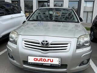 2006 Toyota Avensis II Рестайлинг, серебристый, 650000 рублей, вид 1