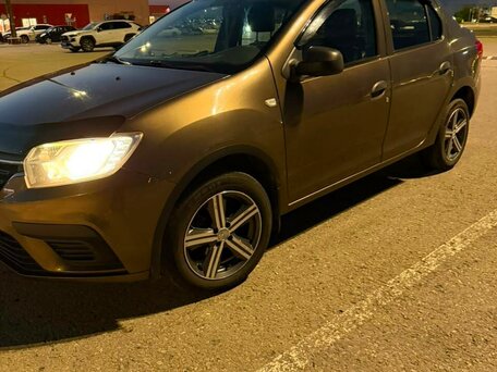 2019 Renault Logan II Рестайлинг, коричневый, 720000 рублей, вид 1