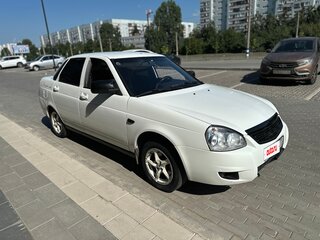 2017 Lada (ВАЗ) Priora I Рестайлинг, белый, 400000 рублей, вид 1