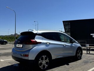 2017 Chevrolet Bolt I, голубой, 2100000 рублей, вид 4