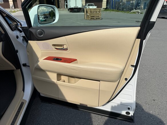 2010 Lexus RX 350 III, белый, 1850000 рублей - вид 13