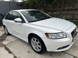 2011 Volvo S40 II Рестайлинг, белый, 1044000 рублей, вид 2