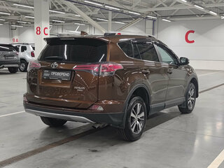 2017 Toyota RAV4 IV (XA40) Рестайлинг, коричневый, 2099000 рублей, вид 5