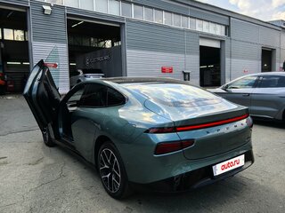 2023 Xpeng P7i, зелёный, 4000000 рублей, вид 4