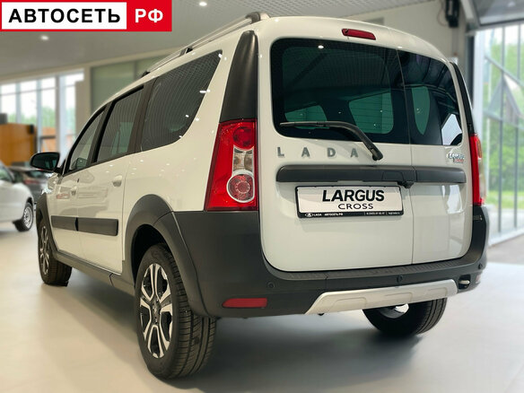 2026 Lada (ВАЗ) Largus Cross I Рестайлинг, белый - вид 18