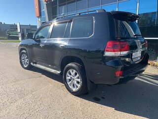 2016 Toyota Land Cruiser 200 Series Рестайлинг 2, чёрный, 6380000 рублей, вид 5
