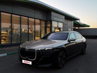2025 BMW 7 серии 740d xDrive VII (G70), чёрный, 14500000 рублей, вид 4
