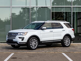 2018 Ford Explorer V Рестайлинг, белый, 2335000 рублей, вид 1
