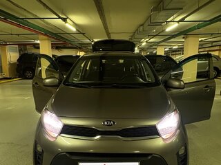 2017 Kia Picanto III, серебристый, 1100000 рублей, вид 3