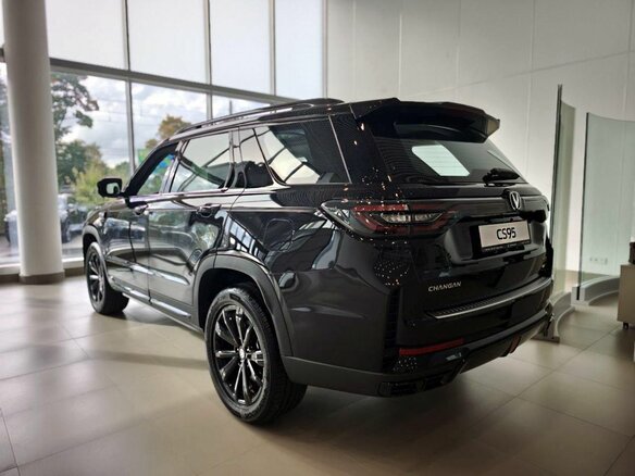 2024 Changan CS95 I Рестайлинг 2, чёрный, 4779900 рублей - вид 4