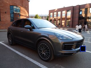 2020 Porsche Cayenne III, серый, 6730000 рублей, вид 4