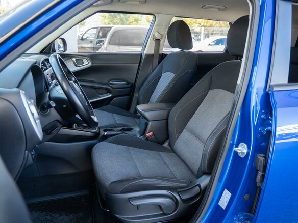 2019 Kia Soul III, синий, 2140000 рублей - вид 9
